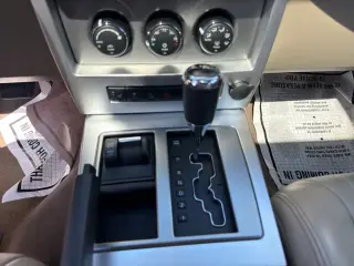 Jeep Liberty 2010 4x4 Limited SUV de 4 puertas