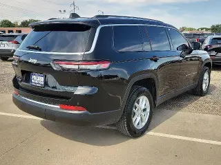 Jeep Grand Cherokee L 2023 4x4 Laredo SUV de 4 puertas