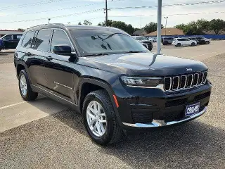 Jeep Grand Cherokee L 2023 4x4 Laredo SUV de 4 puertas