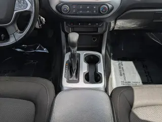 Chevrolet Colorado 2022 4x4 LT 4 puertas Crew Cab batea de 5 pies
