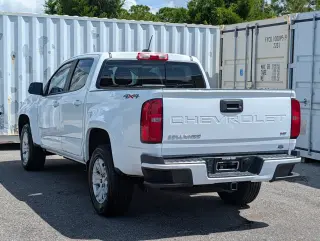 Chevrolet Colorado 2022 4x4 LT 4 puertas Crew Cab batea de 5 pies
