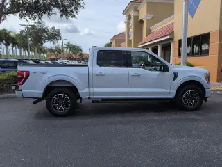 Ford F-150 2021 4x4 XLT 4dr SuperCrew 5.5 ft. SB