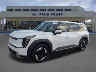 Kia EV9 Light SUV de 4 puertas 2026
