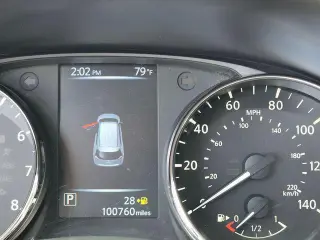Nissan Rogue 2017 AWD SV 4dr Crossover (lanzamiento de mitad de año)