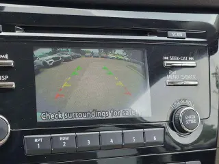 Nissan Rogue 2017 AWD SV 4dr Crossover (lanzamiento de mitad de año)