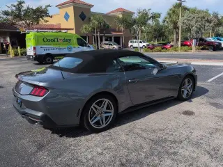 Ford Mustang 2024 EcoBoost Descapotable de 2 puertas