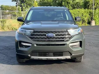 Ford Explorer 2023 AWD XLT SUV de 4 puertas