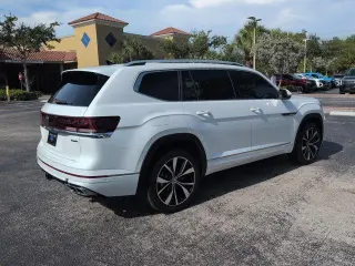 Volkswagen Atlas 2024 AWD SEL Premium R-Line 4Motion SUV de 4 puertas
