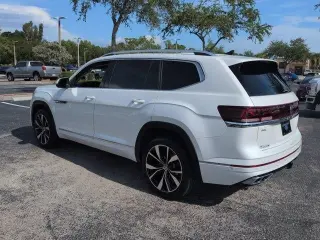 Volkswagen Atlas 2024 AWD SEL Premium R-Line 4Motion SUV de 4 puertas