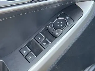 Ford Explorer 2024 AWD XLT SUV de 4 puertas