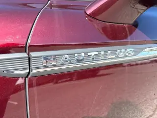 Lincoln Nautilus 2023 AWD Reserve SUV de 4 puertas