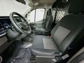 Ford Transit 2025 250 3 puertas SWB techo bajo furgoneta de carga