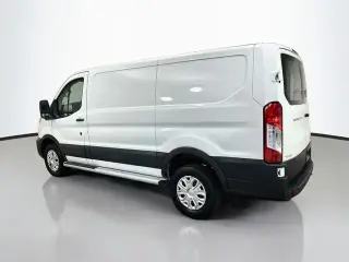 Ford Transit 2025 250 3 puertas SWB techo bajo furgoneta de carga