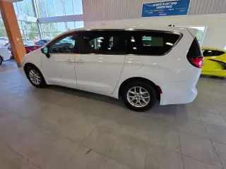 Chrysler Pacifica 2024 Touring L Monovolumen de 4 puertas