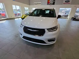 Chrysler Pacifica 2024 Touring L Monovolumen de 4 puertas