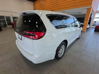 Chrysler Pacifica 2024 Touring L Monovolumen de 4 puertas