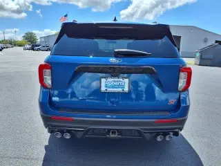 Ford Explorer 2023 AWD ST SUV de 4 puertas