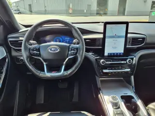 Ford Explorer 2023 AWD ST SUV de 4 puertas