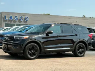 Ford Explorer 2023 AWD XLT SUV de 4 puertas