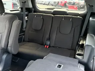 Ford Explorer 2023 AWD XLT SUV de 4 puertas