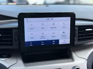 Ford Explorer 2023 AWD XLT SUV de 4 puertas