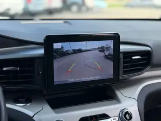 Ford Explorer 2023 AWD XLT SUV de 4 puertas