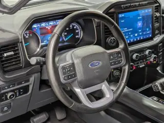 Ford F-150 2023 4x4 XLT 4 puertas SuperCrew 5.5 pies Caja Corta
