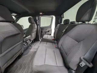 Ford F-150 2023 4x4 XLT 4 puertas SuperCrew 5.5 pies Caja Corta