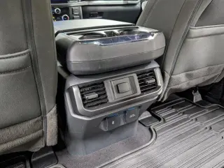 Ford F-150 2023 4x4 XLT 4 puertas SuperCrew 5.5 pies Caja Corta