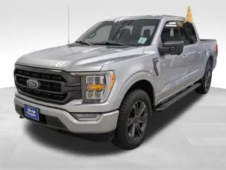 Ford F-150 2023 4x4 XLT 4 puertas SuperCrew 5.5 pies Caja Corta