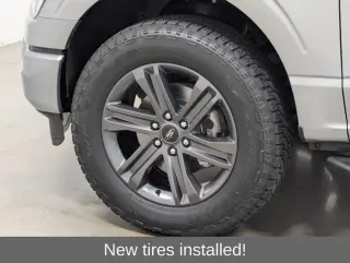 Ford F-150 2023 4x4 XLT 4 puertas SuperCrew 5.5 pies Caja Corta