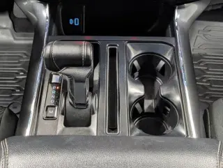 Ford F-150 2023 4x4 XLT 4 puertas SuperCrew 5.5 pies Caja Corta