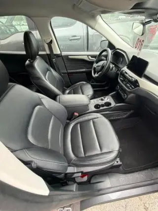 Ford Escape Hybrid 2021 SEL SUV de 4 puertas
