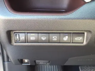 Toyota RAV4 Hybrid 2019 AWD Limited SUV de 4 puertas