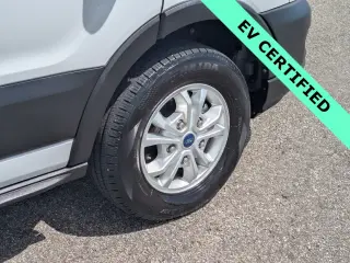 Ford E-Transit 2023 350 3 puertas LWB Furgón de carga con techo mediano