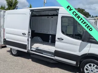 Ford E-Transit 2023 350 3 puertas LWB Furgón de carga con techo mediano