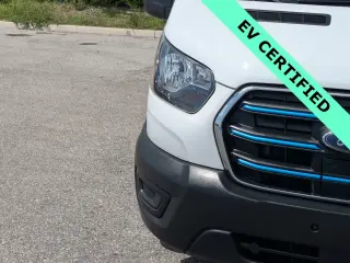 Ford E-Transit 2023 350 3 puertas LWB Furgón de carga con techo mediano