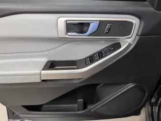 Ford Explorer 2023 AWD XLT SUV de 4 puertas
