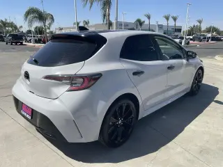 Toyota Corolla Hatchback 2021 SE 4dr Hatchback CVT