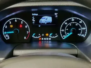 Ford Transit 2025 250 3 puertas LWB techo alto furgón de carga extendido