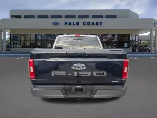 Ford F-150 2023 4x4 XLT 4 puertas SuperCrew batea de 5.5 pies