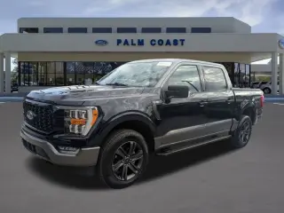 Ford F-150 2023 4x4 XLT 4 puertas SuperCrew batea de 5.5 pies