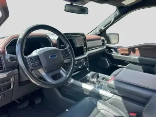Ford F-150 2023 4x4 Lariat 4 puertas SuperCrew caja corta de 5.5 pies
