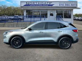 Ford Escape 2022 AWD SE SUV de 4 puertas