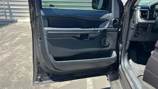 Ford Expedition 2024 4x2 XLT SUV de 4 puertas