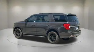 Ford Expedition 2024 4x2 XLT SUV de 4 puertas