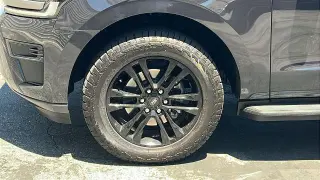 Ford Expedition 2024 4x2 XLT SUV de 4 puertas