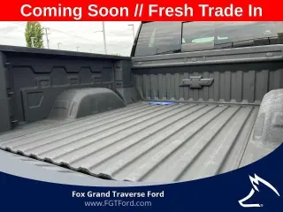 Chevrolet Silverado 1500 2020 4x4 LT Trail Boss Crew Cab 4 p. Cama corta de 6.6 pies