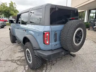 Ford Bronco 2024 4x4 Badlands SUV de 4 puertas