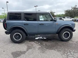 Ford Bronco 2024 4x4 Badlands SUV de 4 puertas